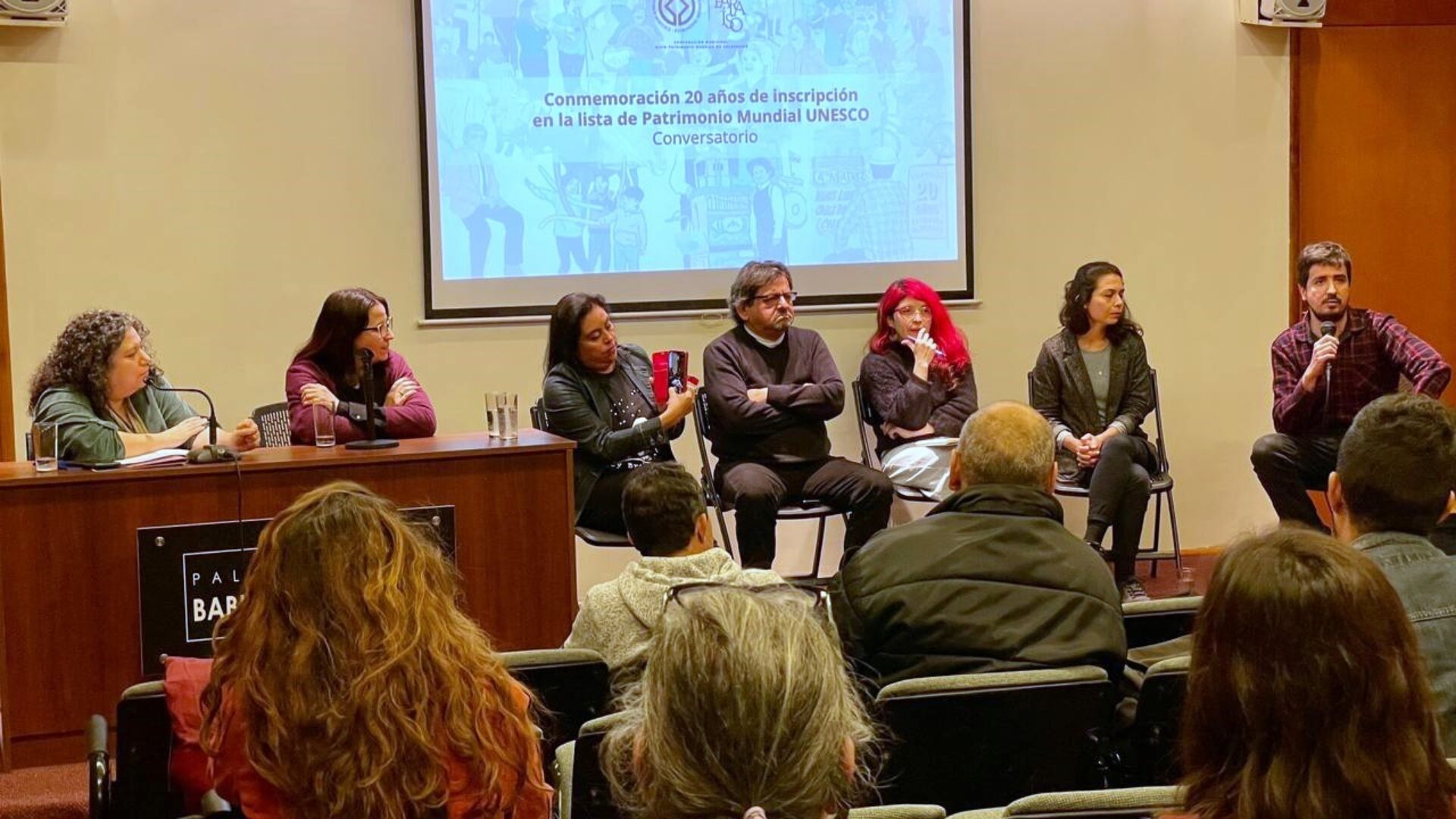 Con diversidad de voces y miradas porteños conmemoran los 20 años de Valparaíso como Patrimonio Mundial