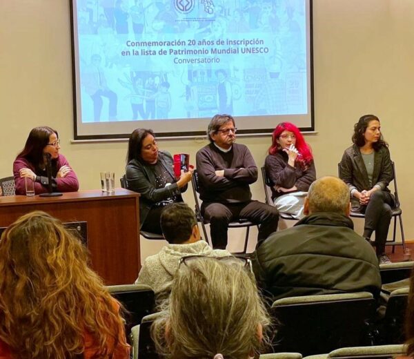 Con diversidad de voces y miradas porteños conmemoran los 20 años de Valparaíso como Patrimonio Mundial